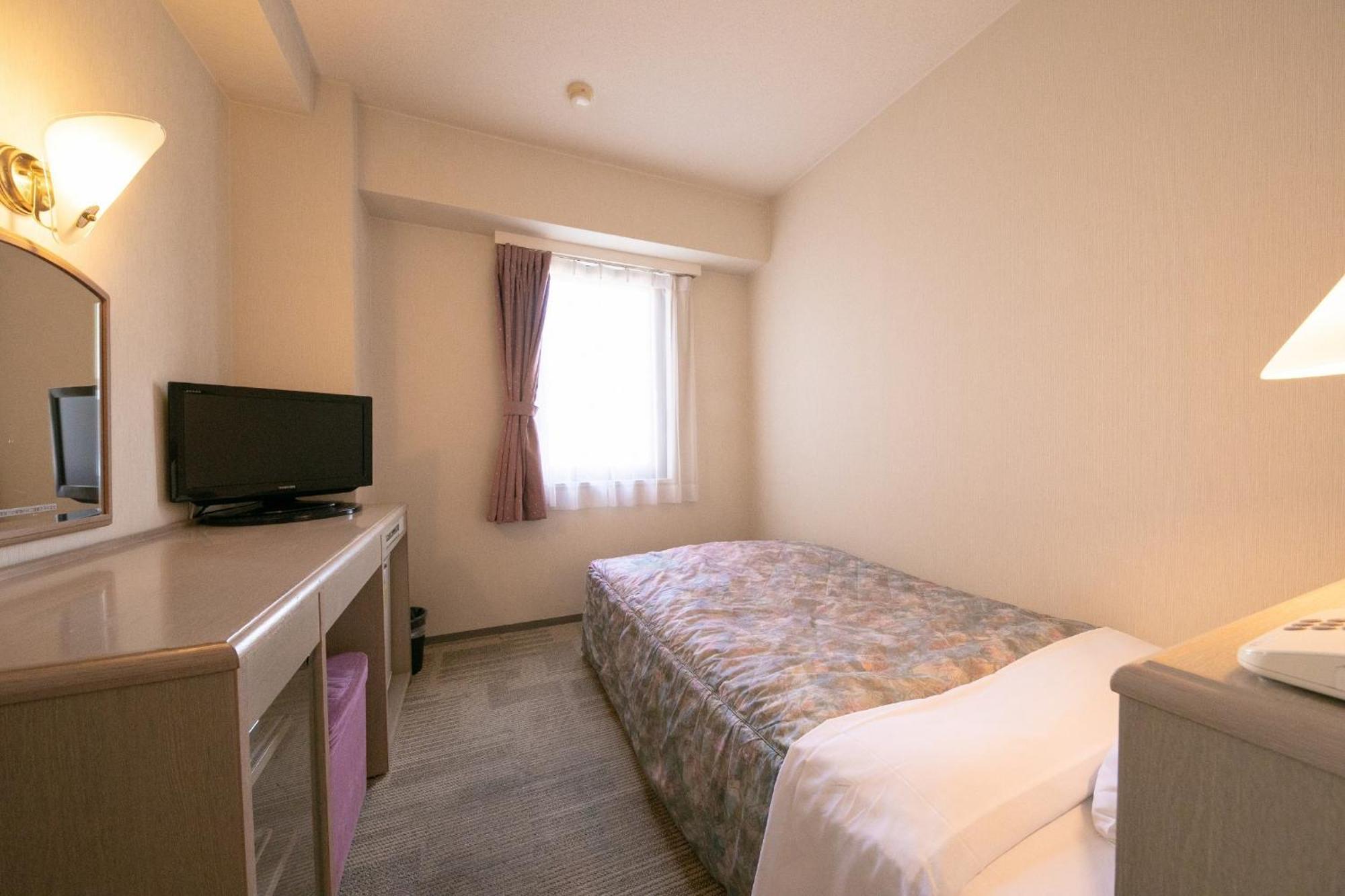 Main Hotel - Vacation Stay 82546 Miyakonojō Buitenkant foto